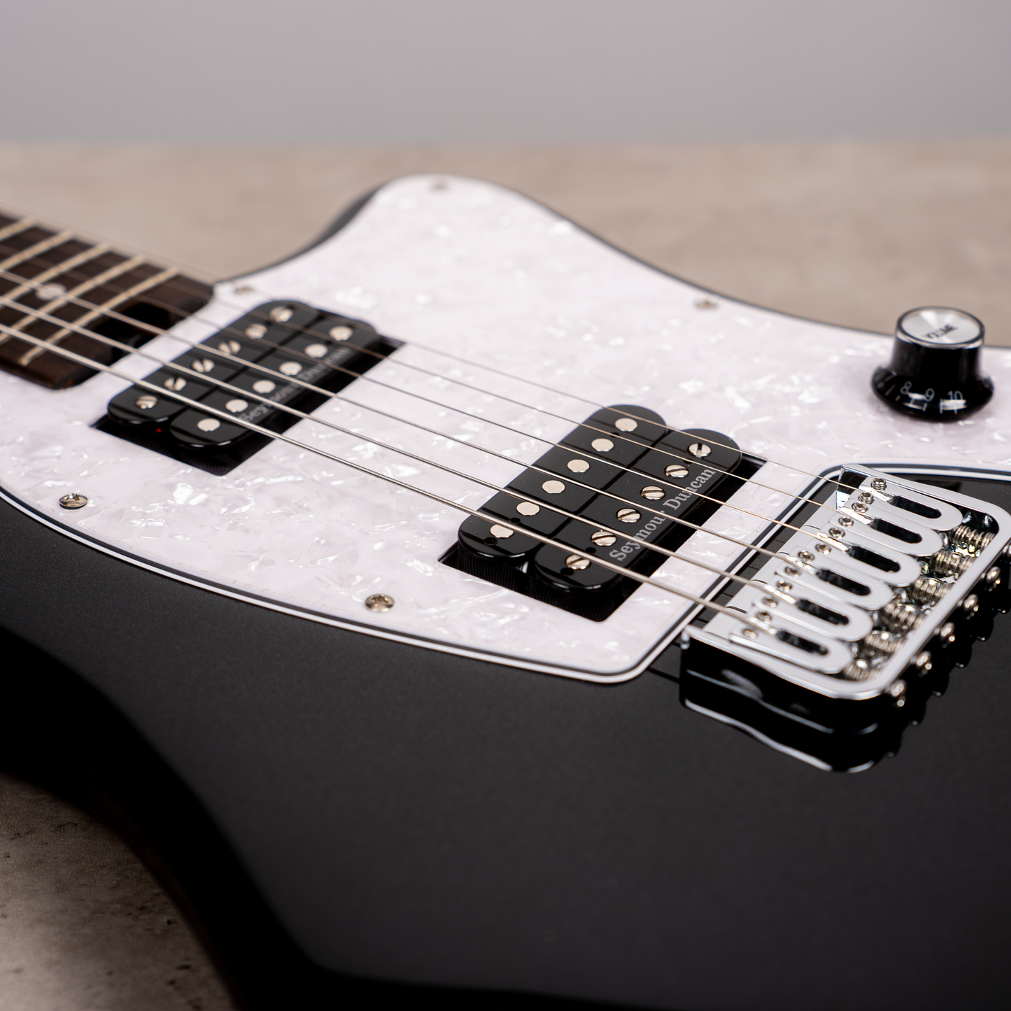 CREAM T CROSSFIRE LT - BLACK  METALLIC