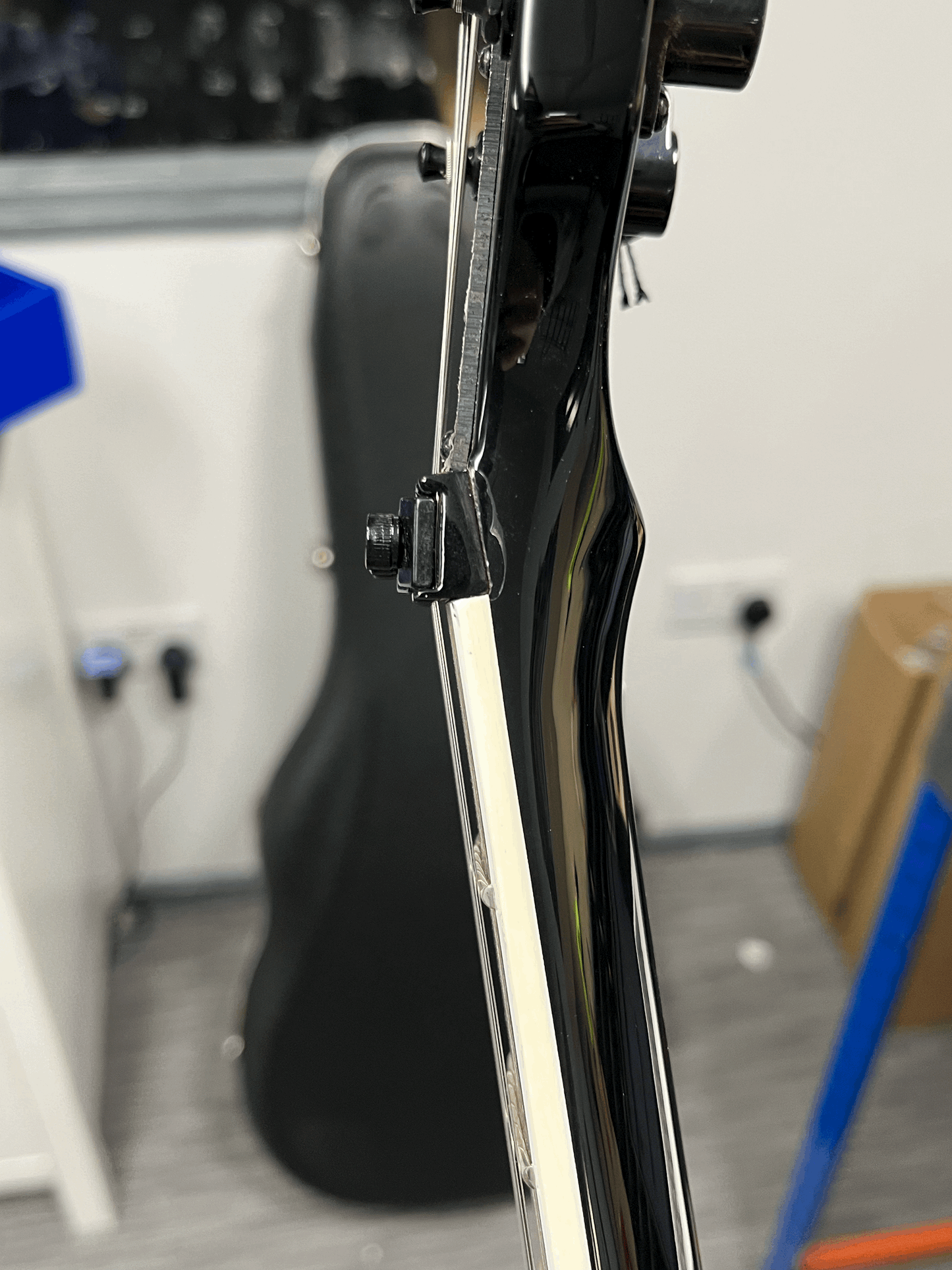 Dean Guitars ML 79 Floyd Duncans Black Blue Fade (B-Stock)